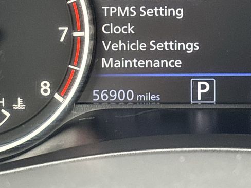 Used 2024 Nissan Altima 2.5 SV FWD image 30