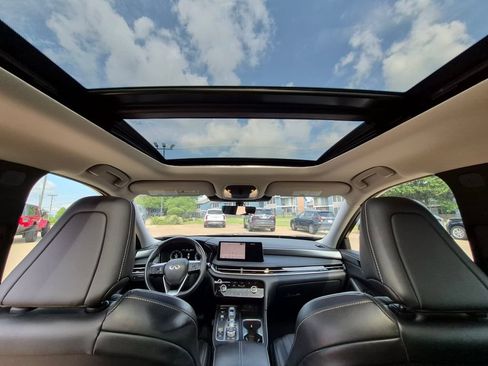 Used 2023 INFINITI QX60 Luxe w/ Cargo Package FWD image 14