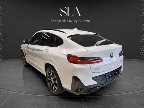 Used 2023 BMW X4 xDrive30i AWD/4WD image 5