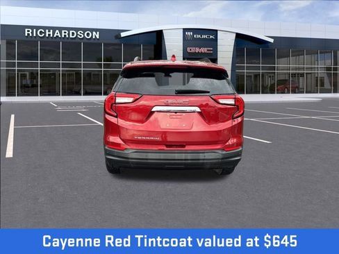 Used 2022 GMC Terrain SLE w/ Driver Convenience Package image 4