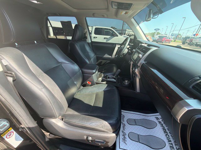Used 2018 Toyota 4Runner Limited AWD/4WD image 13