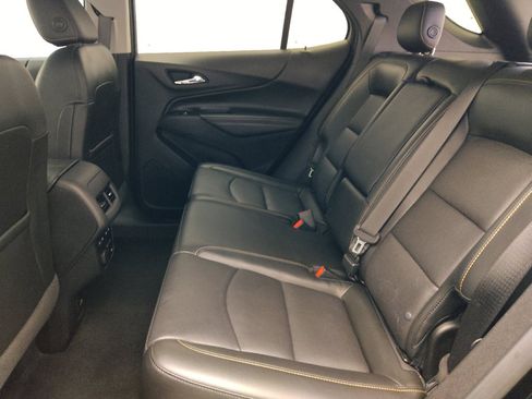 Used 2018 Chevrolet Equinox Premier FWD image 18