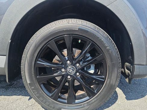 Used 2018 Toyota RAV4 Adventure AWD/4WD image 28