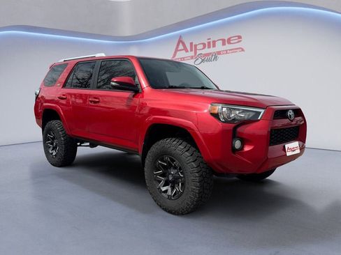 Used 2017 Toyota 4Runner SR5 Premium AWD/4WD image 7
