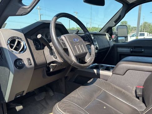 Used 2012 Ford F350 Lariat w/ Chrome Pkg image 11