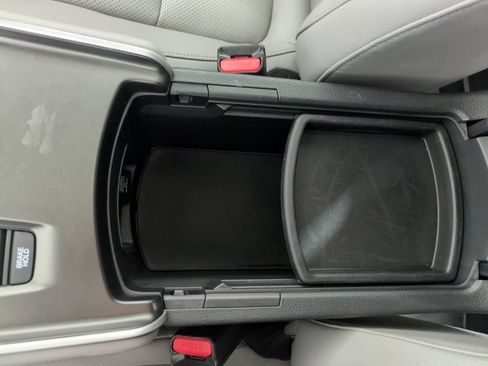 Used 2018 Honda Accord Touring image 26