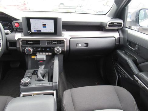 Used 2025 Toyota 4Runner TRD Off-Road AWD/4WD image 15