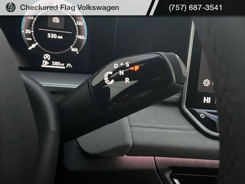 New 2026 Volkswagen Tiguan SE R-Line image 42