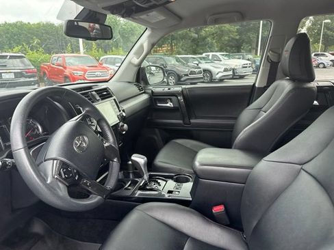 Used 2021 Toyota 4Runner TRD Off-Road Premium AWD/4WD image 10