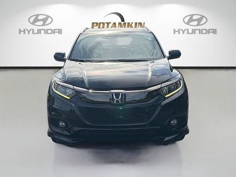 Used 2021 Honda HR-V Sport image 2