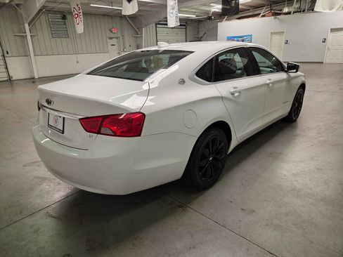 Used 2018 Chevrolet Impala LT FWD image 8