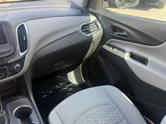 Used 2023 Chevrolet Equinox LS w/ Midnight Edition FWD image 15