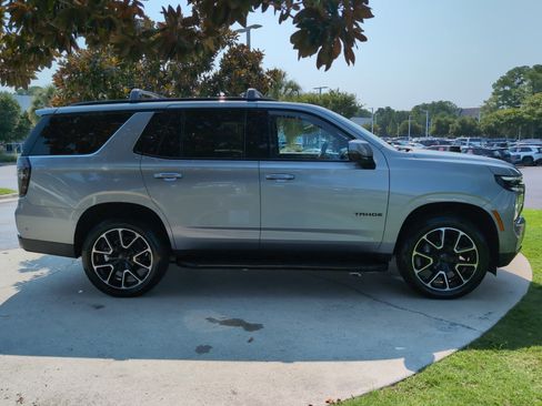 Used 2025 Chevrolet Tahoe RST w/ Comfort Package AWD/4WD image 10