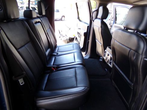 Used 2018 Ford F150 Lariat w/ Equipment Group 502A Luxury AWD/4WD image 23