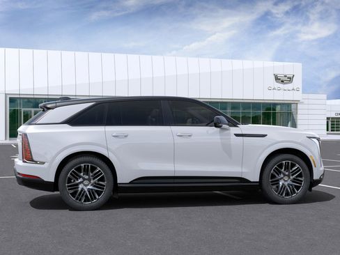 New 2025 Cadillac Escalade IQ Sport 1 w/ LPO, ONYX Package image 29