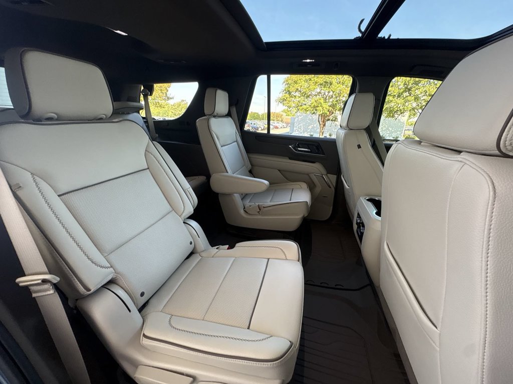 Certified 2026 GMC Yukon Denali w/ Sun & Power Step Package AWD/4WD image 28