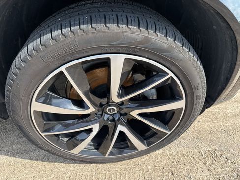 Used 2024 Volvo XC90 B6 Plus w/ Protection Package Premier AWD/4WD image 5