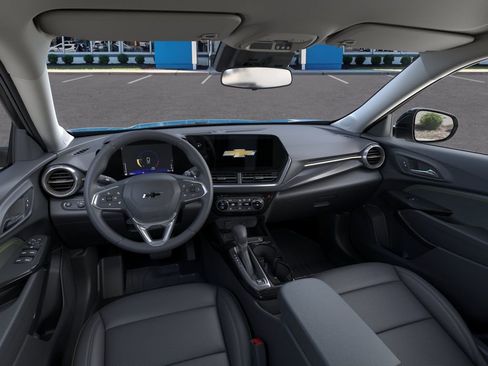 New 2026 Chevrolet Trax ACTIV w/ Driver Confidence Package FWD image 15