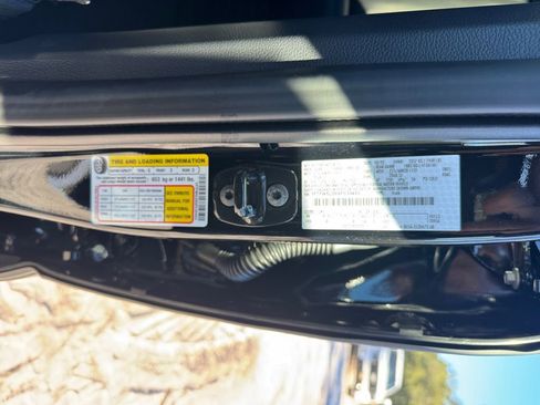 New 2025 Ford F150 Lariat w/ Equipment Group 502A High image 28