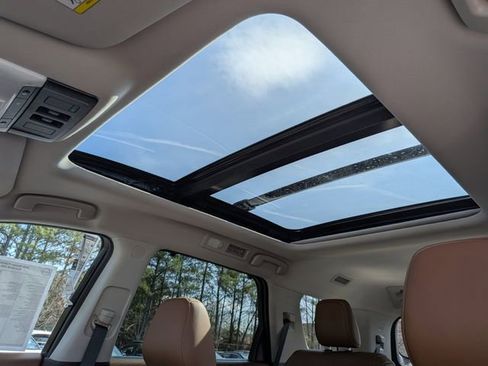 New 2026 Nissan Pathfinder Platinum image 20