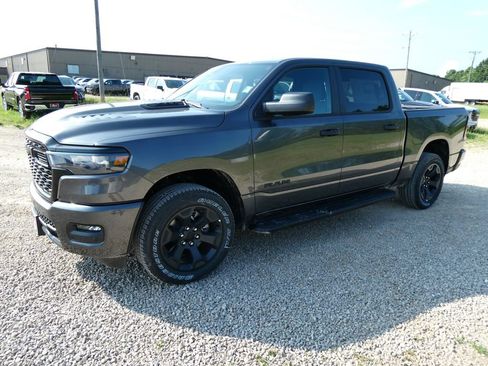 New 2026 RAM 1500 Express AWD/4WD image 8