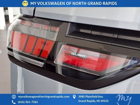 New 2025 Volkswagen ID. Buzz Pro S image 25