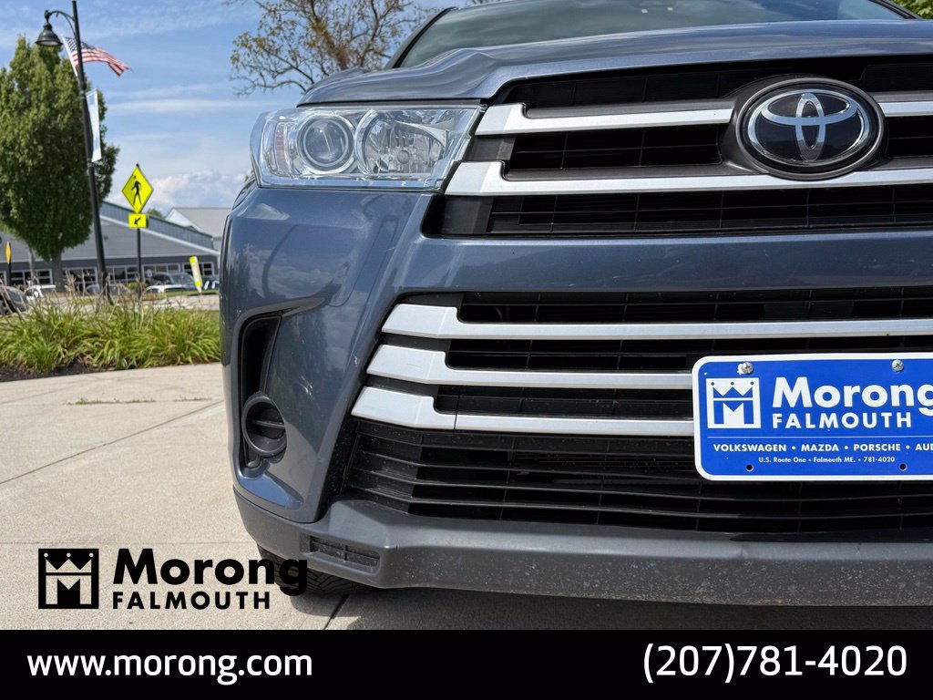 Used 2018 Toyota Highlander LE AWD/4WD image 5