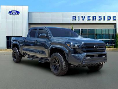 Used 2025 Toyota Tacoma SR5