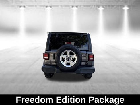 Used 2021 Jeep Wrangler Unlimited Sport AWD/4WD image 6