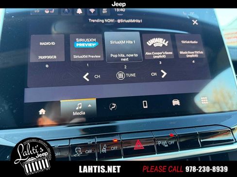 New 2026 Jeep Compass Limited image 40