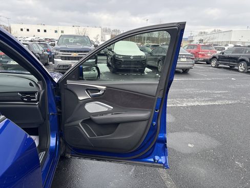 Used 2023 Acura RDX A-Spec image 9