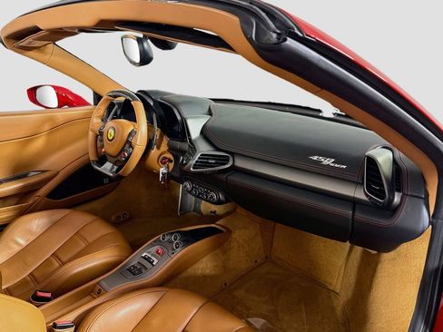 Certified 2015 Ferrari 458 Spider RWD image 19