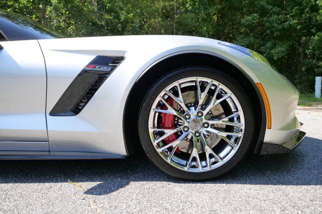 Used 2018 Chevrolet Corvette Z06 RWD image 34