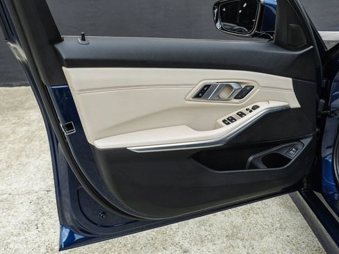 Used 2019 BMW 330i xDrive Sedan w/ Convenience Package AWD/4WD image 43