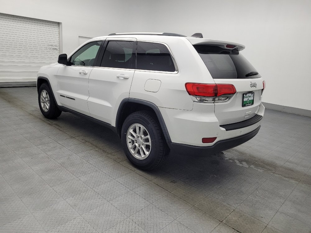 Used 2019 Jeep Grand Cherokee Laredo RWD image 3