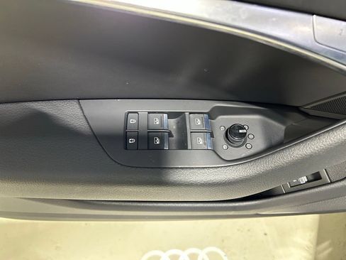 Used 2022 Audi A6 2.0T Premium w/ Convenience Package AWD/4WD image 12