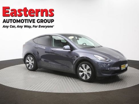 Used 2021 Tesla Model Y Long Range AWD/4WD image 43