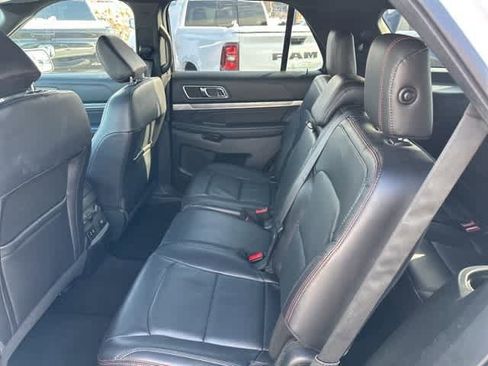 Used 2019 Ford Explorer Sport w/ Equipment Group 401A image 13