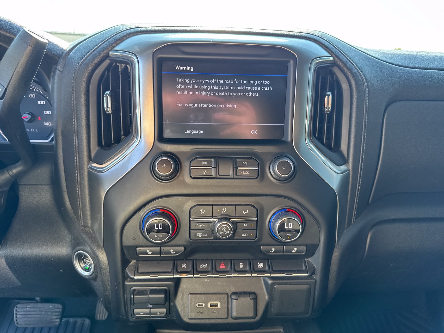 Used 2021 Chevrolet Silverado 1500 RST w/ Redline Edition AWD/4WD image 18