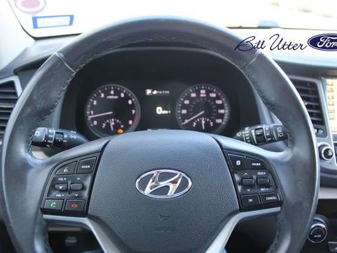 Used 2016 Hyundai Tucson Limited w/ Option Group 03 image 25