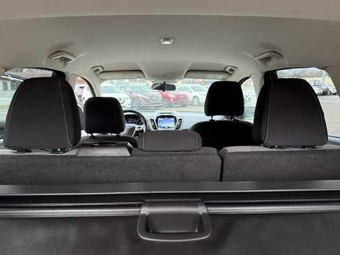 Used 2016 Ford Escape SE w/ Equipment Group 201A FWD image 24