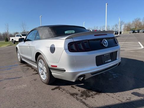 Used 2014 Ford Mustang Convertible image 13