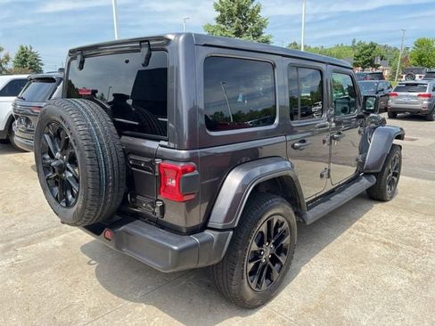 Certified 2025 Jeep Wrangler Unlimited Sahara AWD/4WD image 6