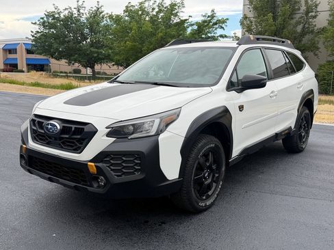 Used 2024 Subaru Outback Wilderness AWD/4WD image 5
