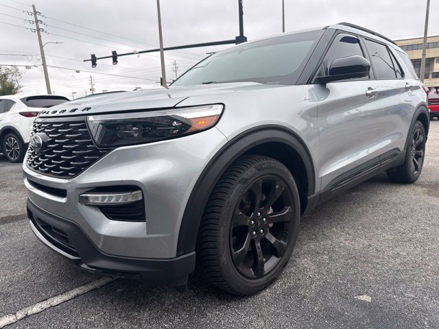 Used 2022 Ford Explorer ST-Line w/ Class IV Trailer Tow Package RWD image 3