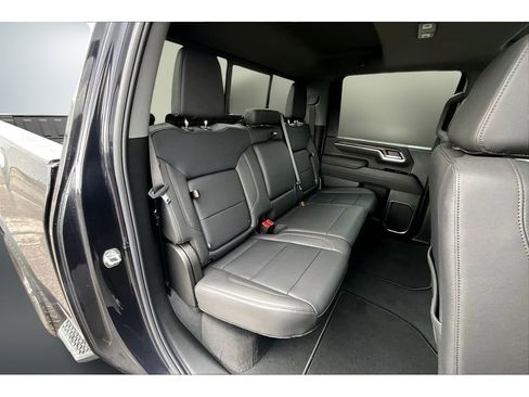 New 2025 GMC Sierra 2500 SLT w/ SLT Convenience Package image 10