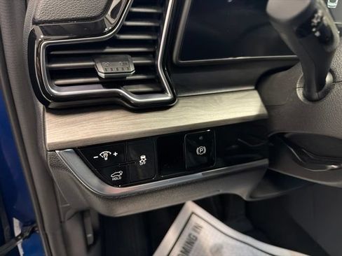 Used 2023 Kia Sportage X-Line w/ X-Line Premium Package AWD/4WD image 19