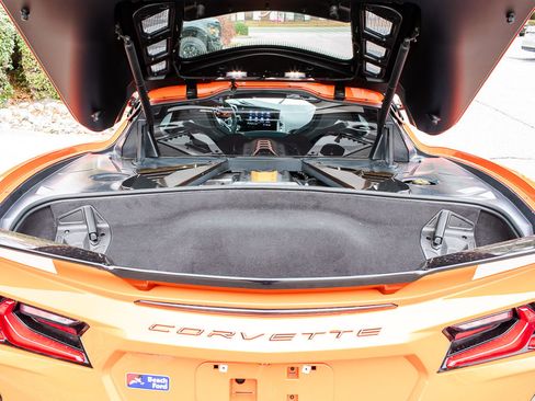 Used 2021 Chevrolet Corvette Stingray Preferred Cpe w/ Z51 Performance Package image 17