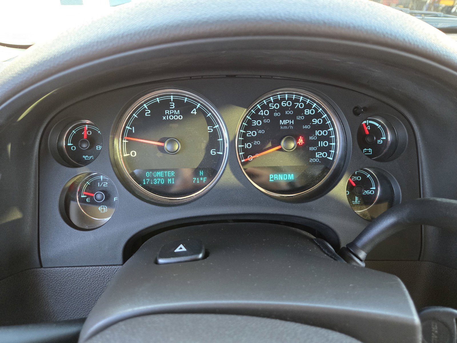 Used 2011 GMC Yukon XL Denali AWD/4WD image 16