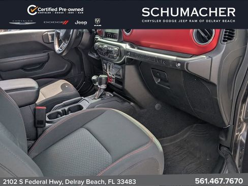Certified 2022 Jeep Wrangler Rubicon AWD/4WD image 13